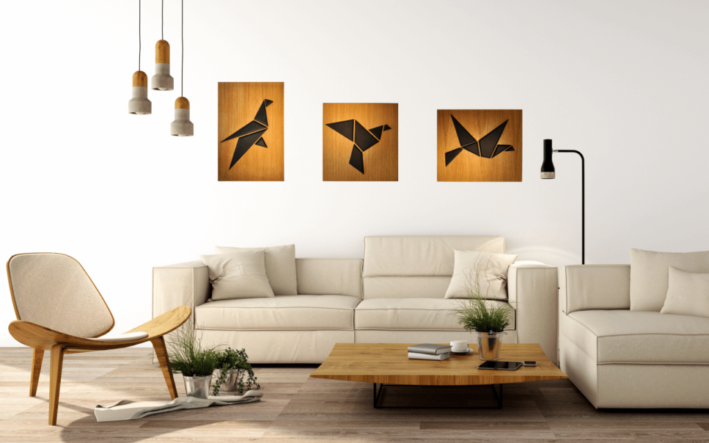 Décoration murale - triptyque tableau en bois DikromA. Motif oiseau origami noir sur du contreplaqué chêne. Couleur bois naturel et teinté noir.